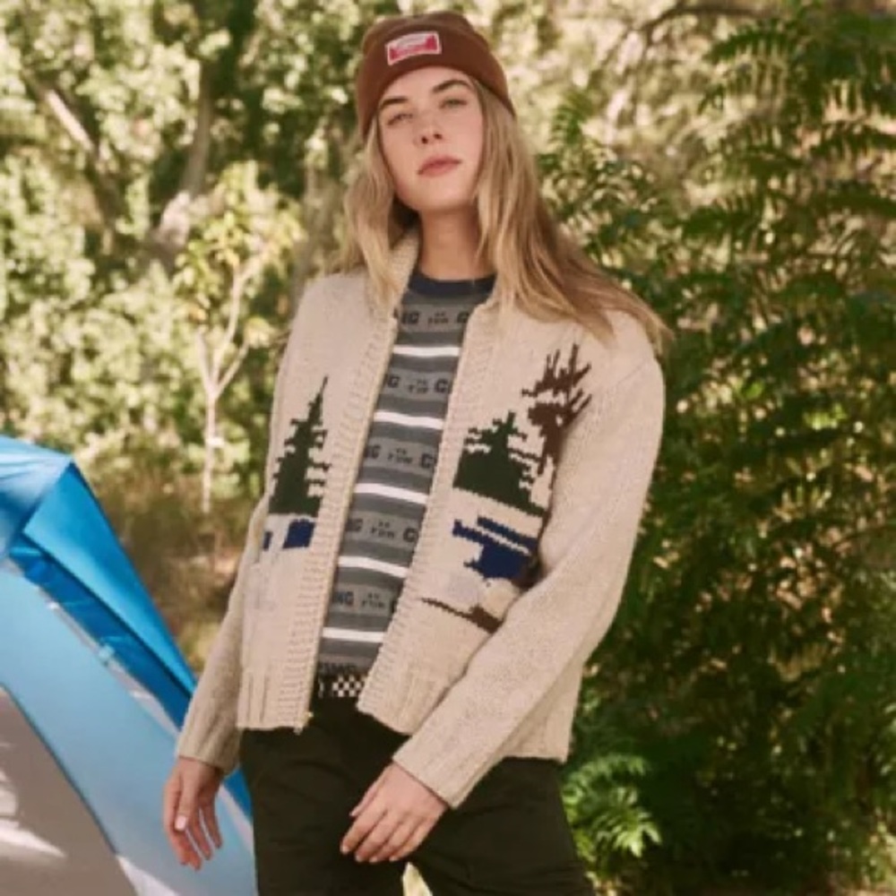 ⭐️ THE GREAT. + Eddie Bauer collab wool moose sweater Mary maxim style